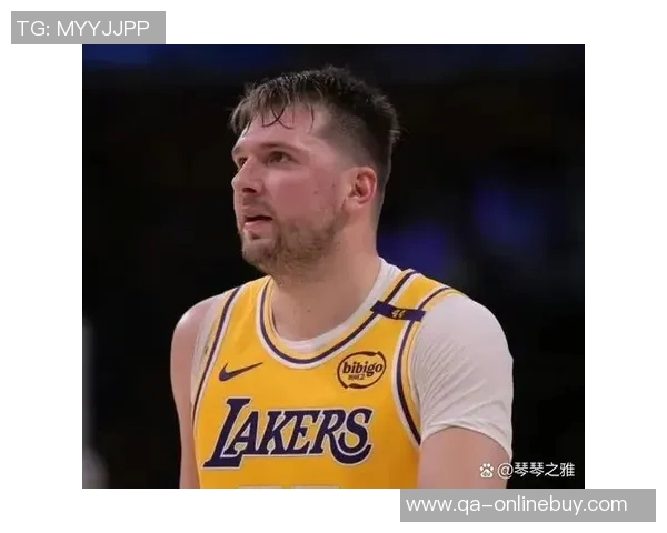 东契奇幽默自嘲英语水平调侃八村塁大学经历引发关注